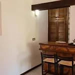 아파트 Appartamento- La Casa Del Mirto-